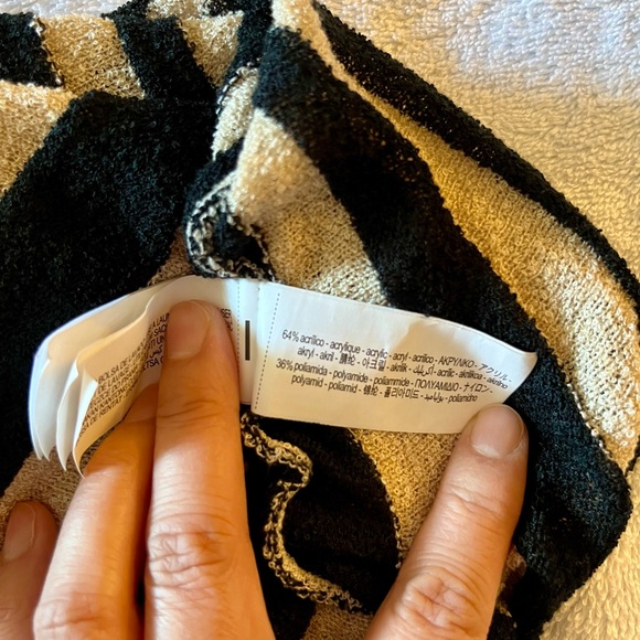 Zara - Size L
Striped Black and Tan (Taupe) Women's Knit Button Front Top - Picture 7 of 8